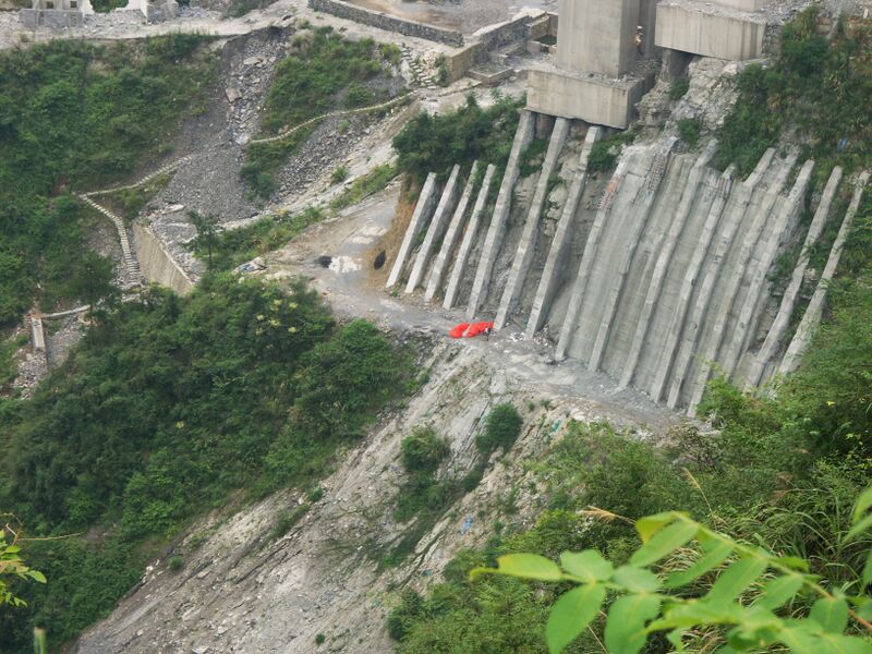 File:AizhaiSouthBridgeLanding.jpg