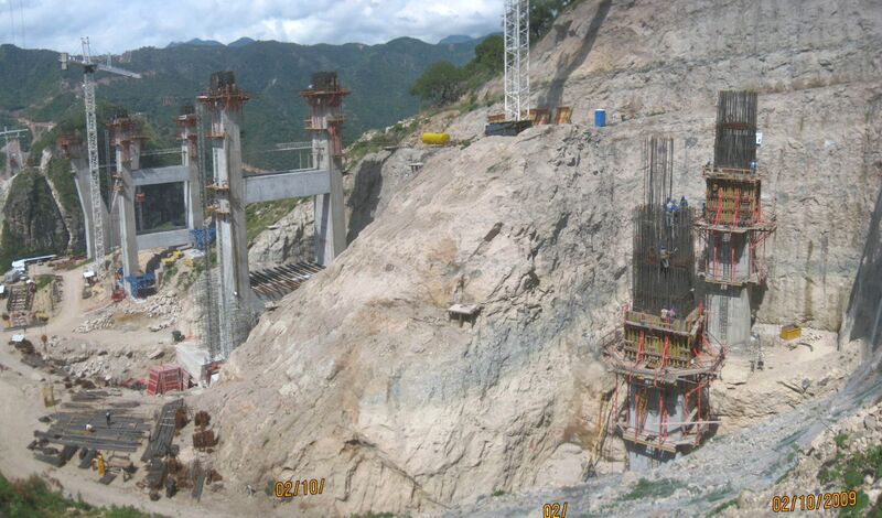 File:BaluarteBridge20.jpg