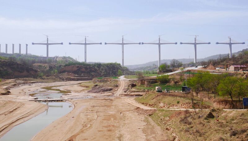File:Malianhe Bridge G309 RiverValley.JPG