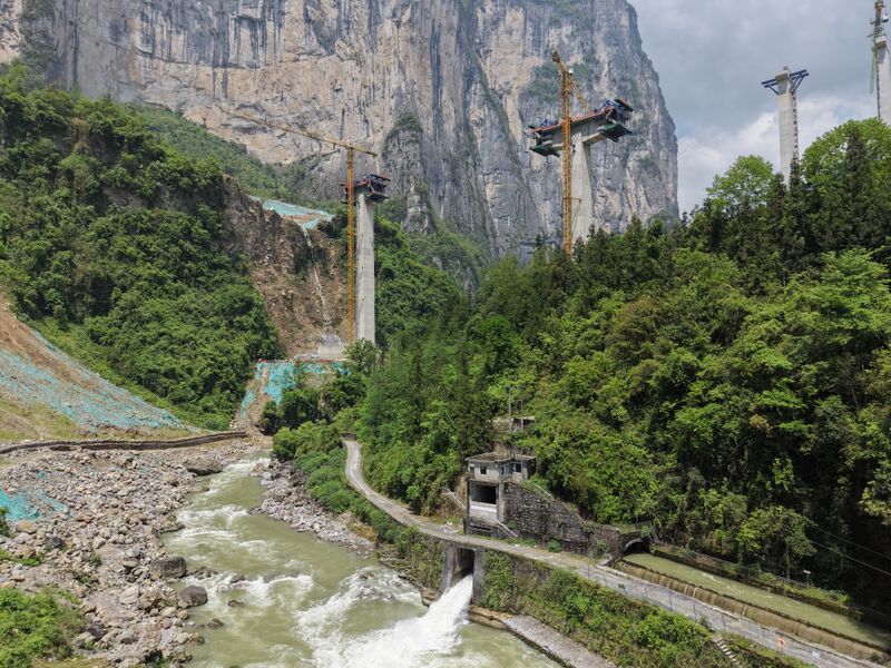 File:Qingjiang Bridge YaojiapingRiver.JPG