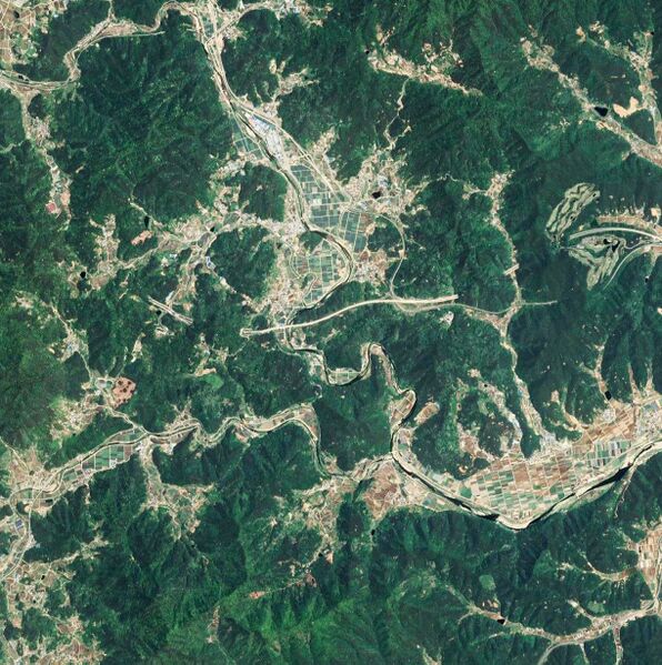 File:YaroSatelliteWide.jpg