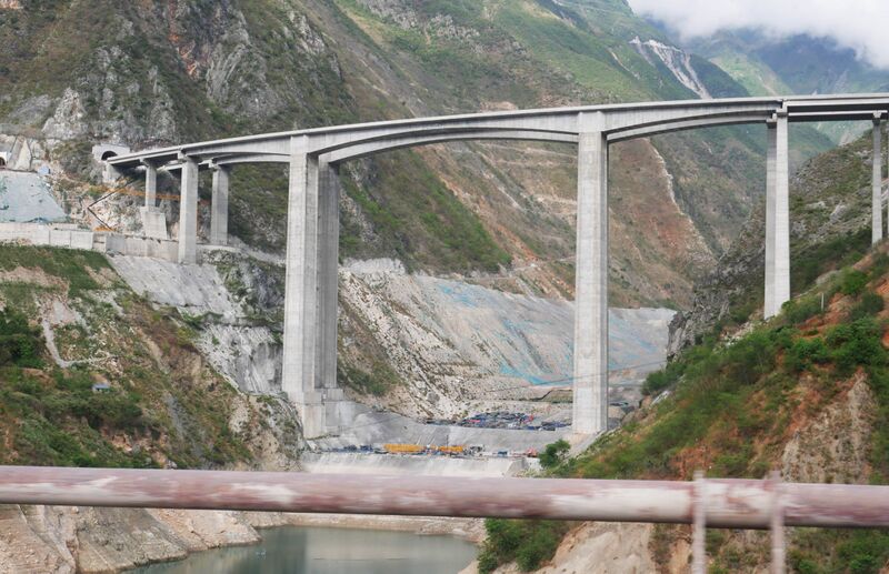 File:YoufangwanSideBeamCloudy.JPG