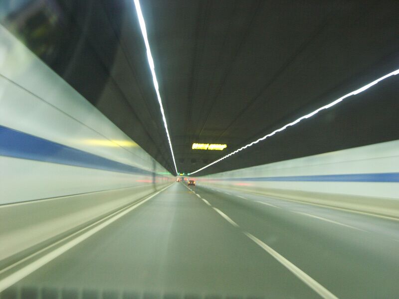 File:409ChongmingTunnel3 copy.jpg