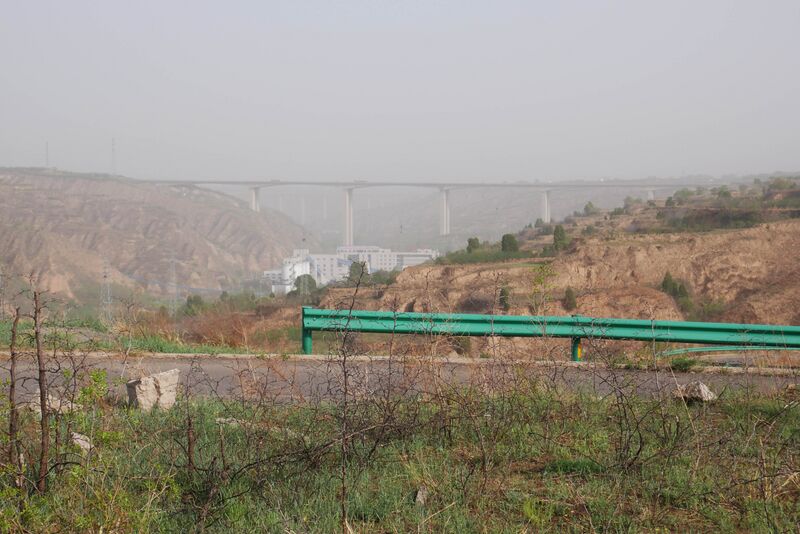File:JinshuigouExpressway.JPG