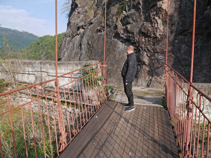 File:Wuchuan Nanmu FootbridgeEnd.JPG