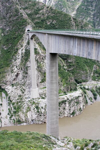 File:DaduheChanghebaDamPiers.jpg