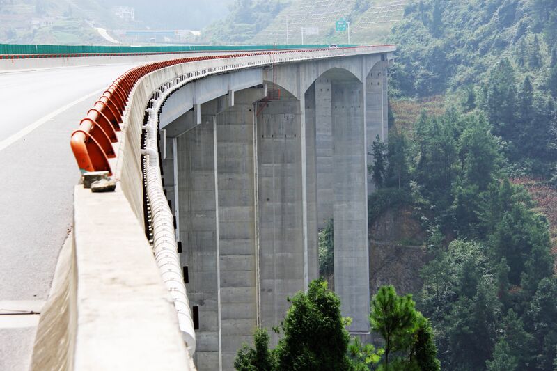 File:TuanjieshuikuLonglens.jpg