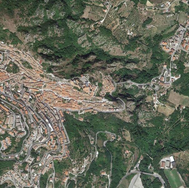 File:PianelloSatelliteWide.jpg