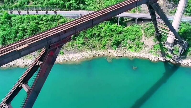 File:Shimiaogou Hanjiang RailwayBeam.jpg