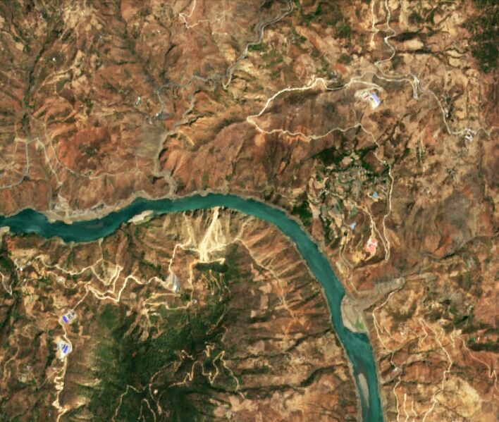 File:YalongConstSite.jpg