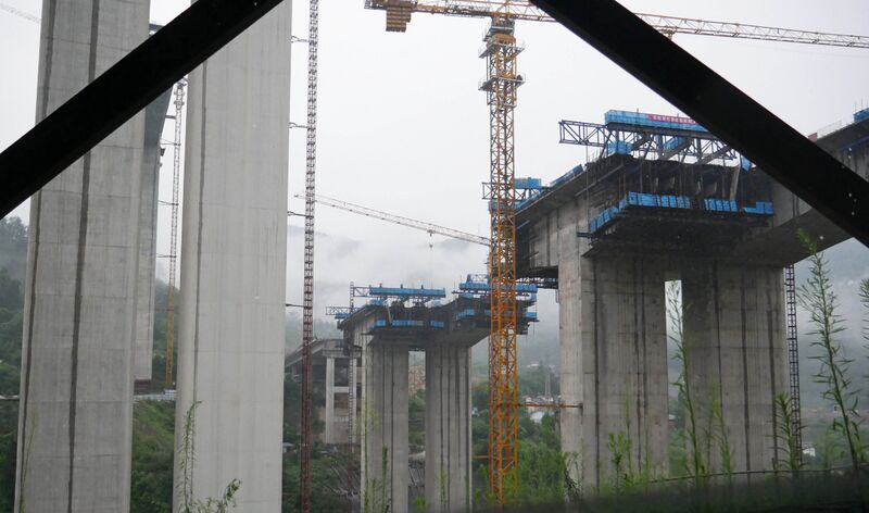 File:HuangshiPiersView.JPG