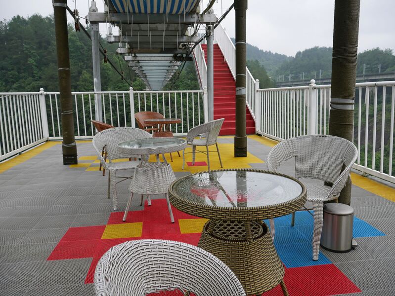File:NanjiangFootbridge73.JPG