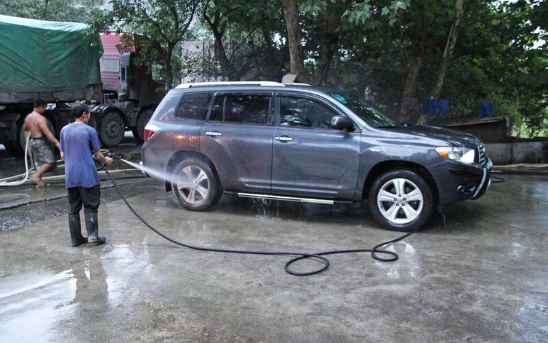 File:314DaduheAreaCarwash copy.JPG