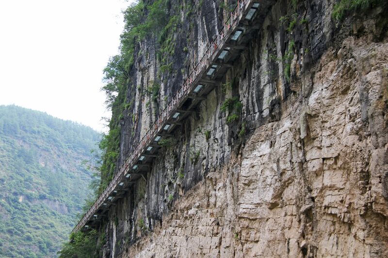 File:715DaningheBoatCruiseCliffwalk copy.JPG