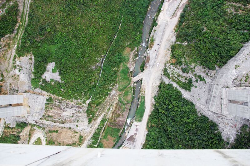 File:ErlangheRiverDrop.jpg