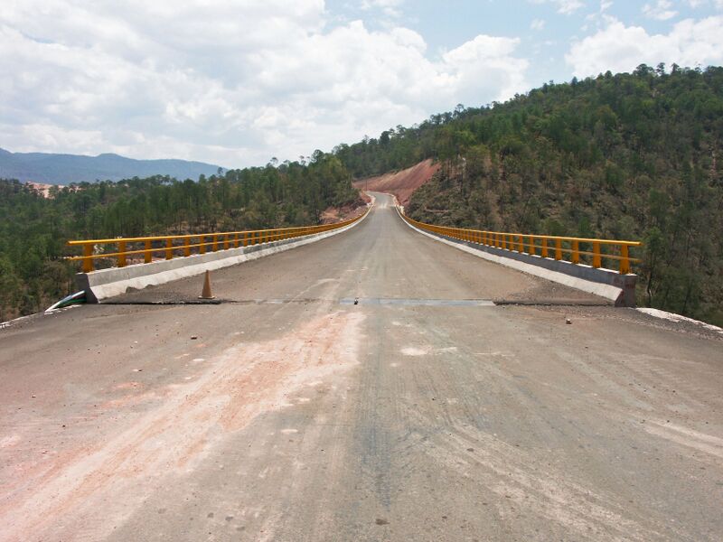 File:PuebloNuevoBridge13.jpg