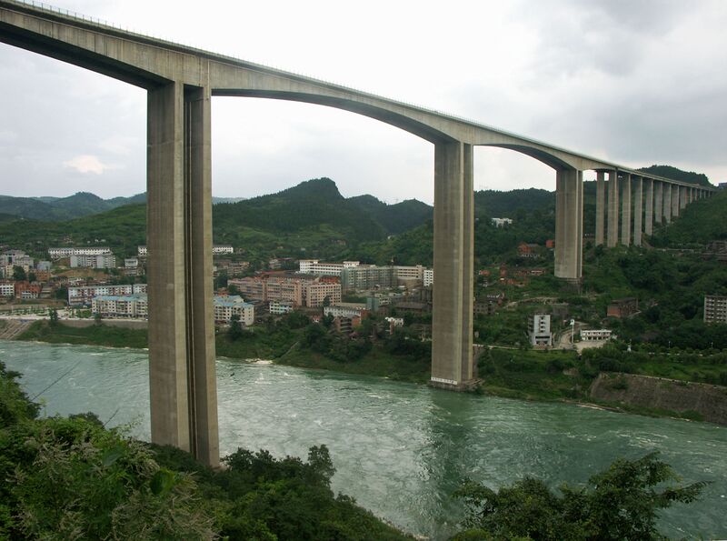 File:WujiangViaductCloudy.jpg