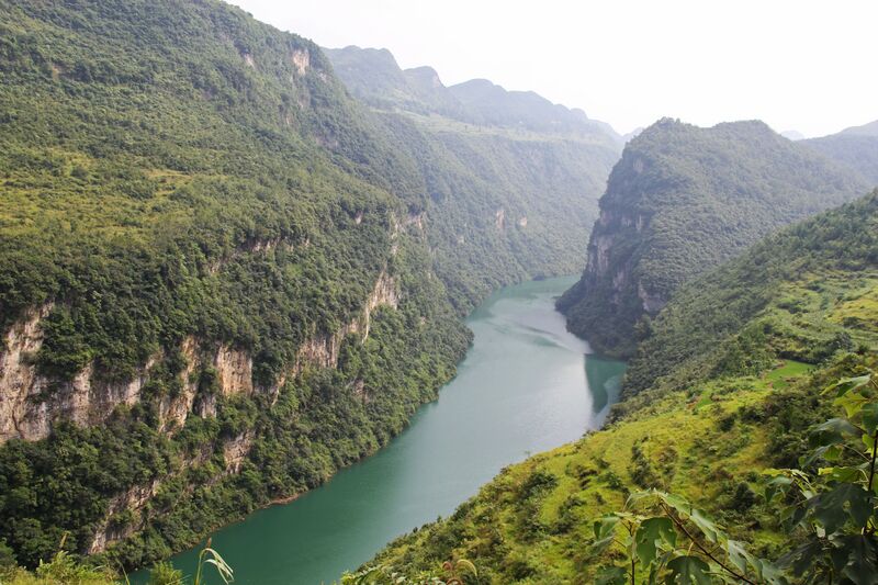 File:YachiRailwayReservoirUpstreamValley.jpg