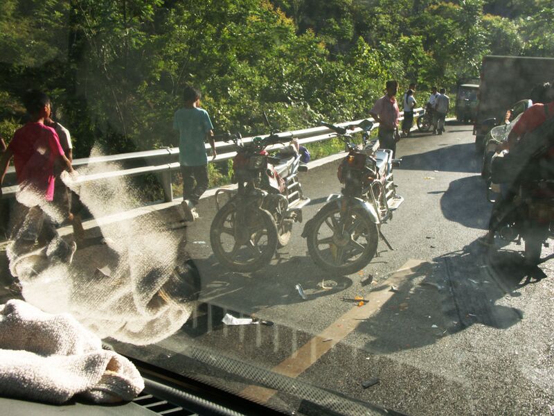 File:BeipanjiangRiverAreaAccident2.jpg