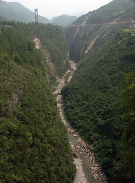 File:2YesanheRailBridge.jpg