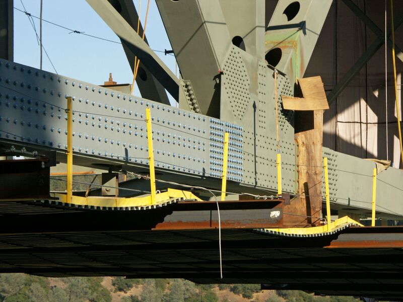 File:AuburnBridge25.jpg