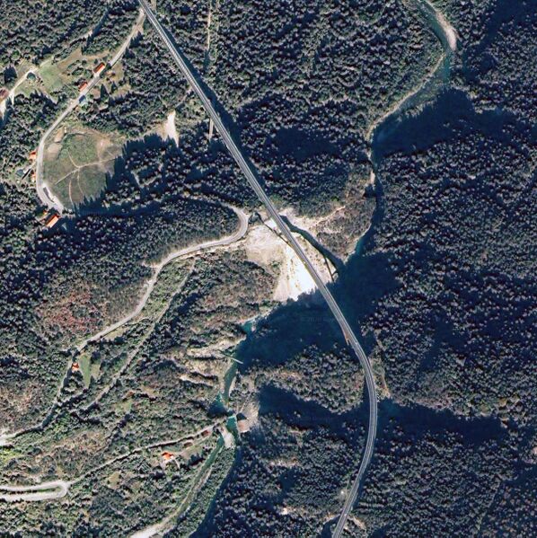 File:CadoreSatellite.jpg