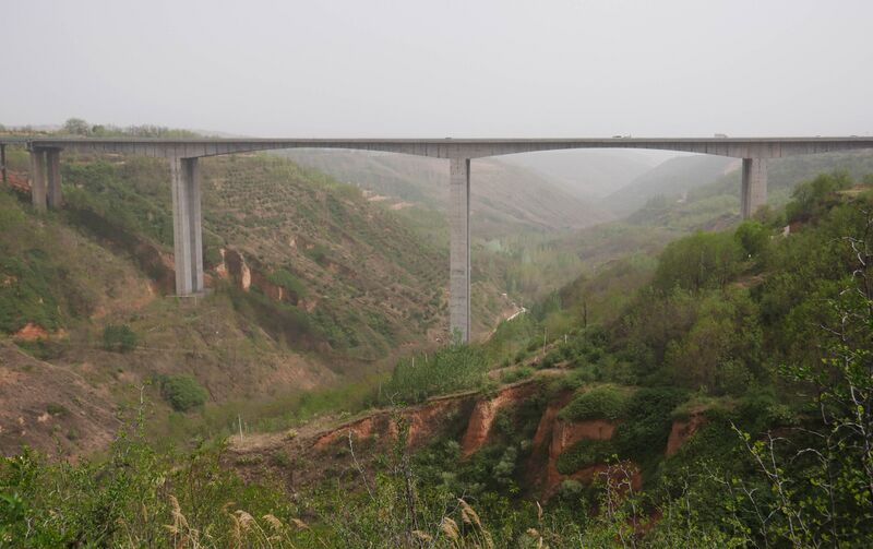 File:BiandangouSideWide.JPG