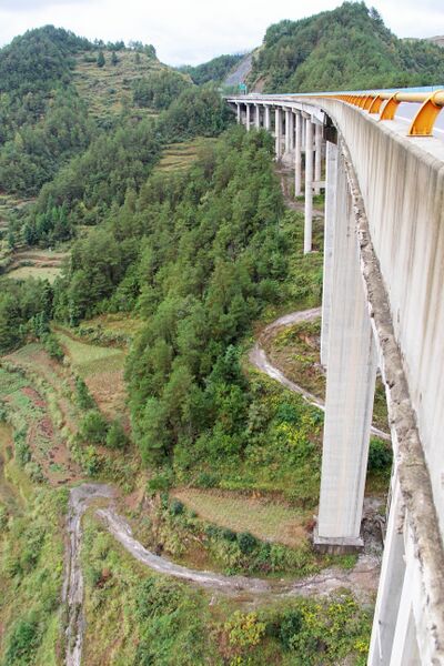 File:Tianchi Bridge DejiangG56Pier.jpg