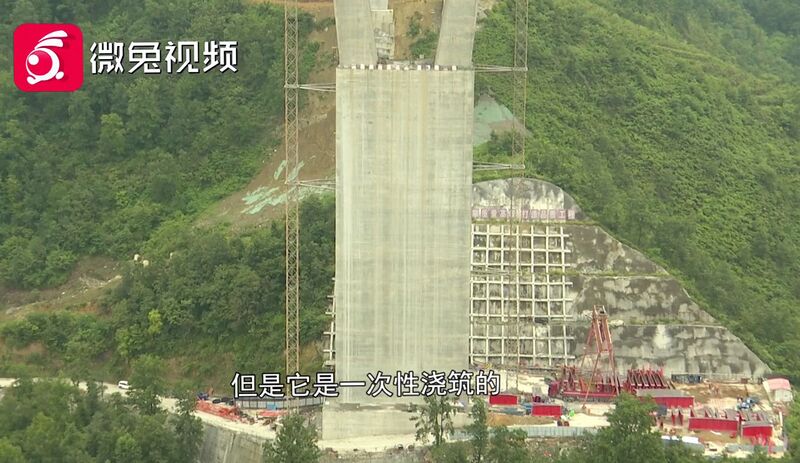 File:YunwuTowerBase.jpg