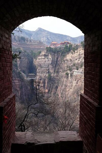 File:Jinxing Footbridge13.jpg