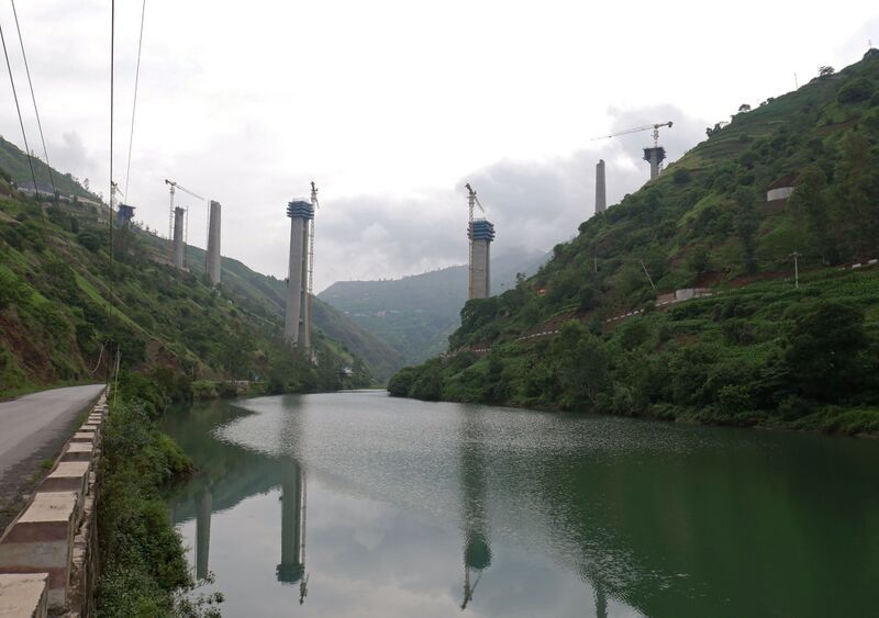 File:NiulanjiangRailway31.JPG