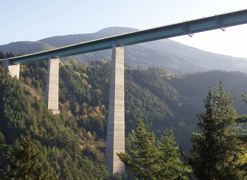 File:1EuropabruckeJanVonkIntro.JPG