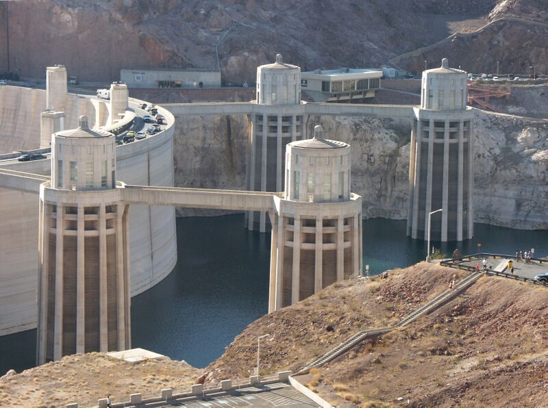 File:HooverDamIntakeBridge.jpg
