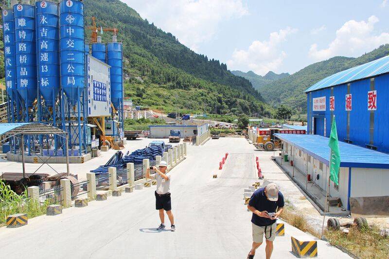File:Morong170x3Valley.jpg