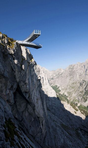 File:AlpspiX1vertical.jpg