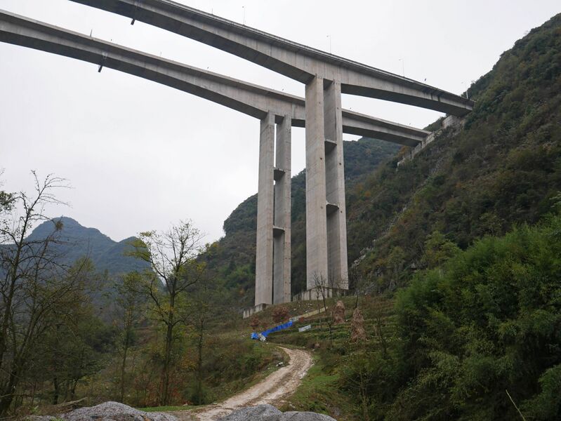 File:Dapingzi Piers.JPG
