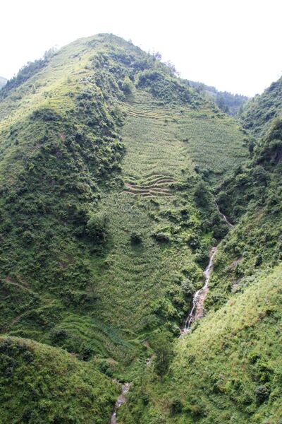 File:PuanNo.1Hill.jpg