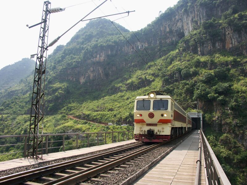 File:QingshuiheRailwayTrain10 copy.jpg