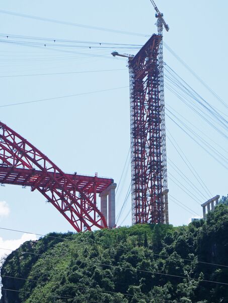 File:LoushuiheWestHighlineTower.JPG