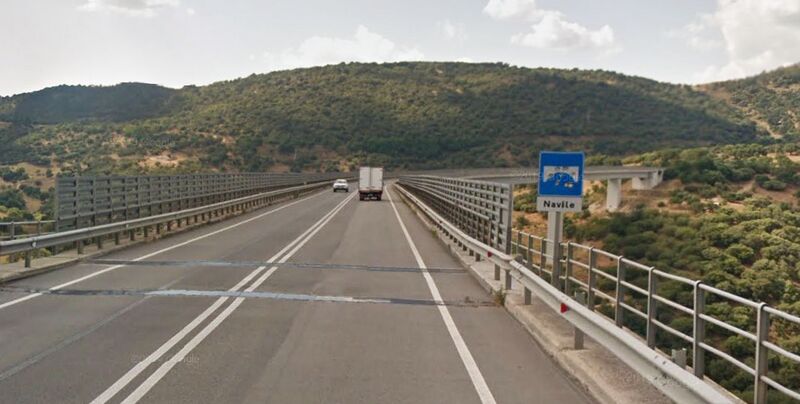 File:NavileSign.jpg