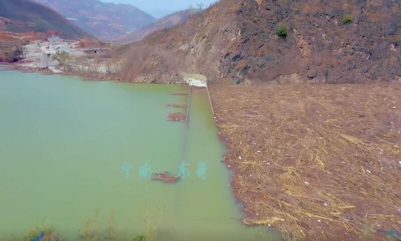 File:Jinshajiang arch bridge Hulukou23.jpg