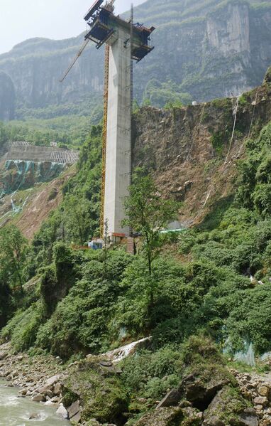 File:Qingjiang Bridge Yaojiaping Dam25.JPG