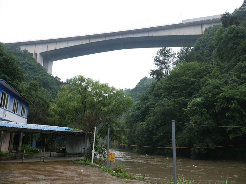 File:QingrenguThree.JPG