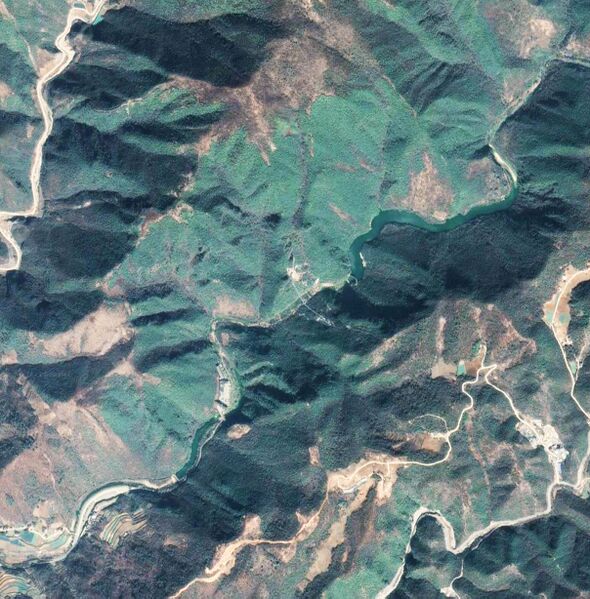 File:WulongheSatelliteWide.jpg