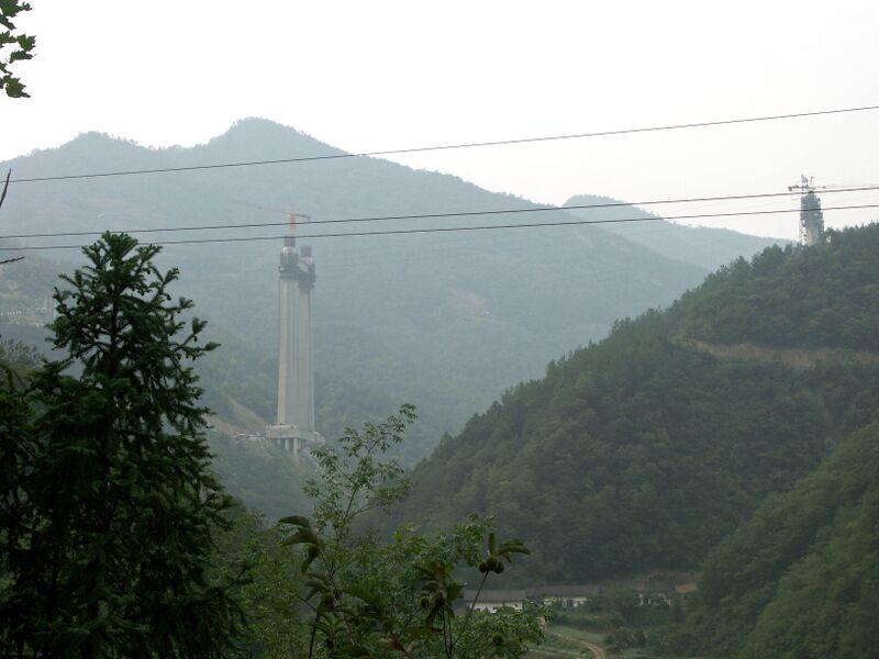 File:4TieluopingCableBridge.jpg