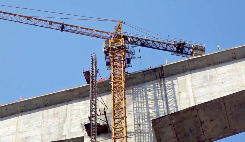 File:XiaoheishuiheCrane.jpg