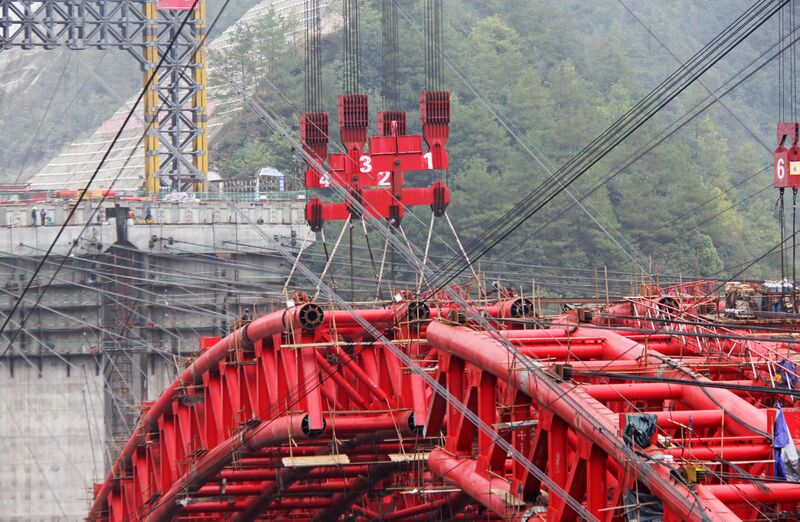 File:148XianghuoyanTrussLowering.jpg