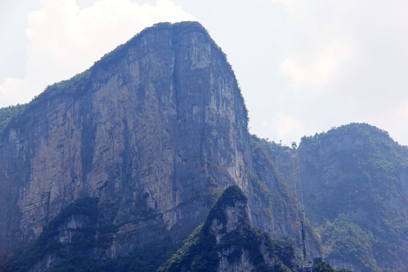 File:TianmenMountainBASEbrow.jpg