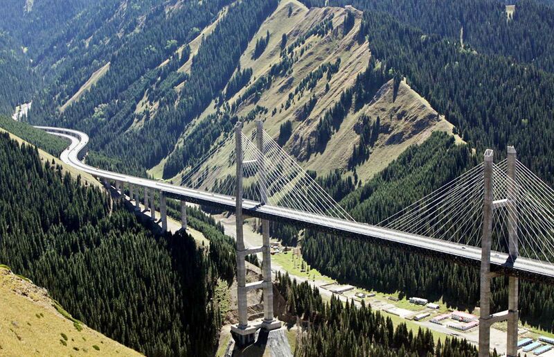 File:GuozigouTrees&Valley.jpg