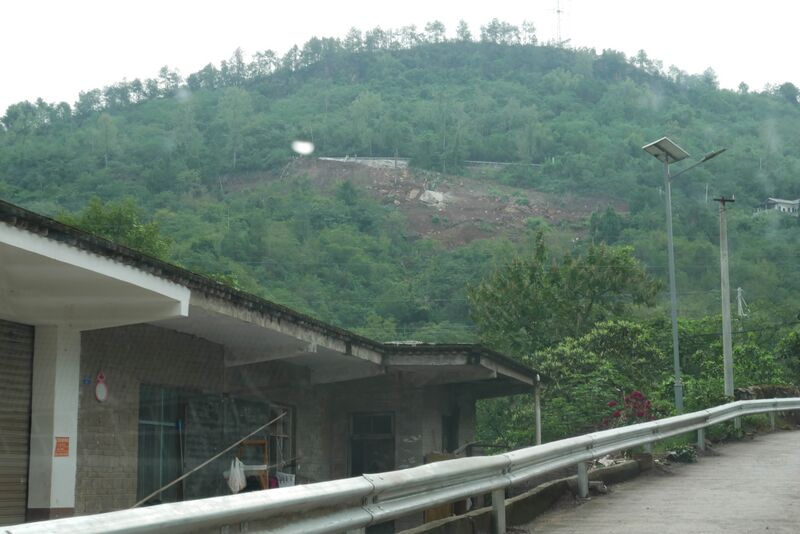 File:Shuangtangzi RailwayViewSite.JPG
